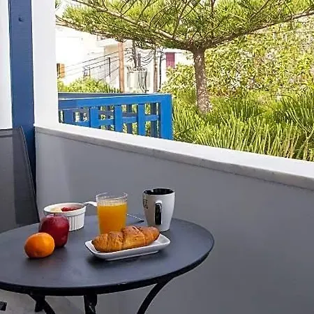 Hotel Euphoria In Center Of With Two Balconies